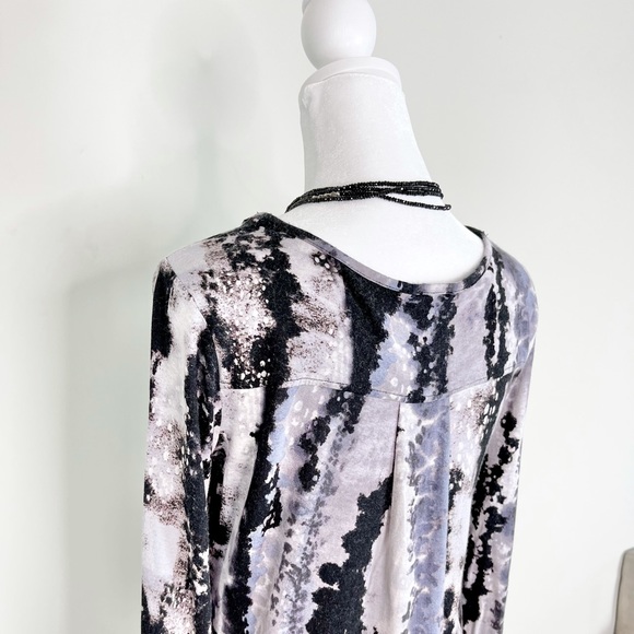 Paraphrase Top - Picture 15 of 15